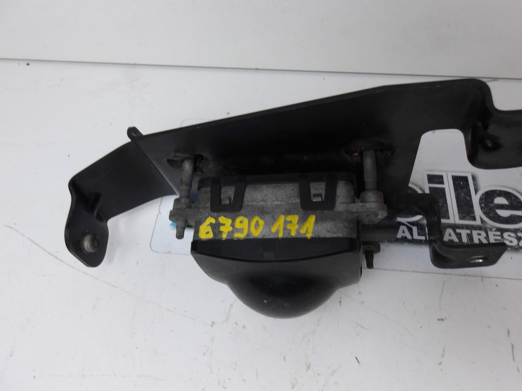[GYÁRI BONTOTT] BMW ACC SZENZOR F01/F02 3. kép